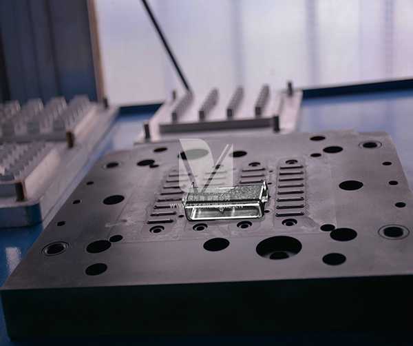 手機防水件液態硅膠模具